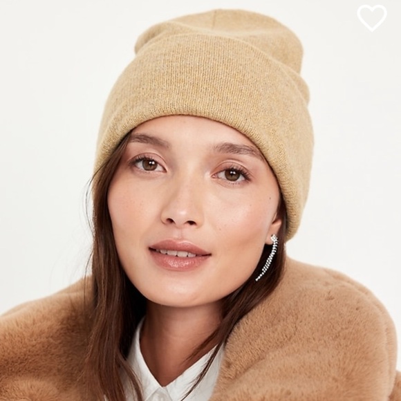 NWT OLD NAVY Beanie for Women Color Camel OS - Picture 2 of 2